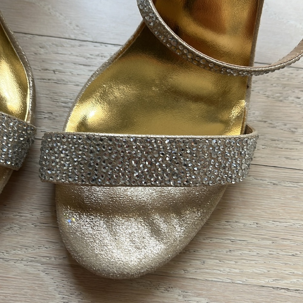 Gold Heels - Picture 3 of 5